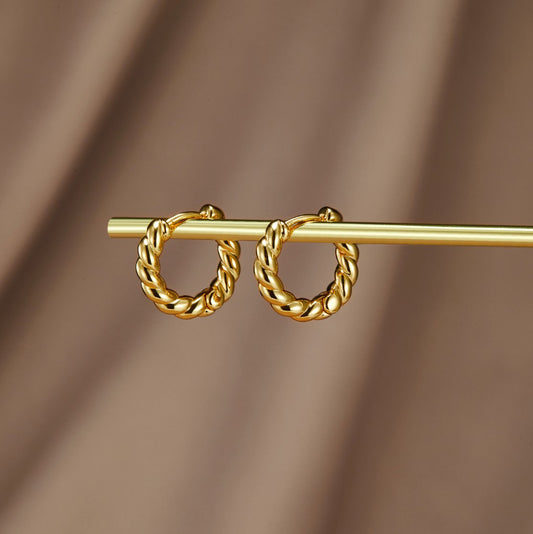 Luna Guld Twist Örhängen